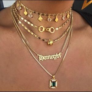 Meet your Posher, Isabel